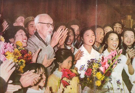 Đảng, Bác Hồ Với Mùa Xuân Những Bước Ngoặt Của Cách Mạng Việt Nam