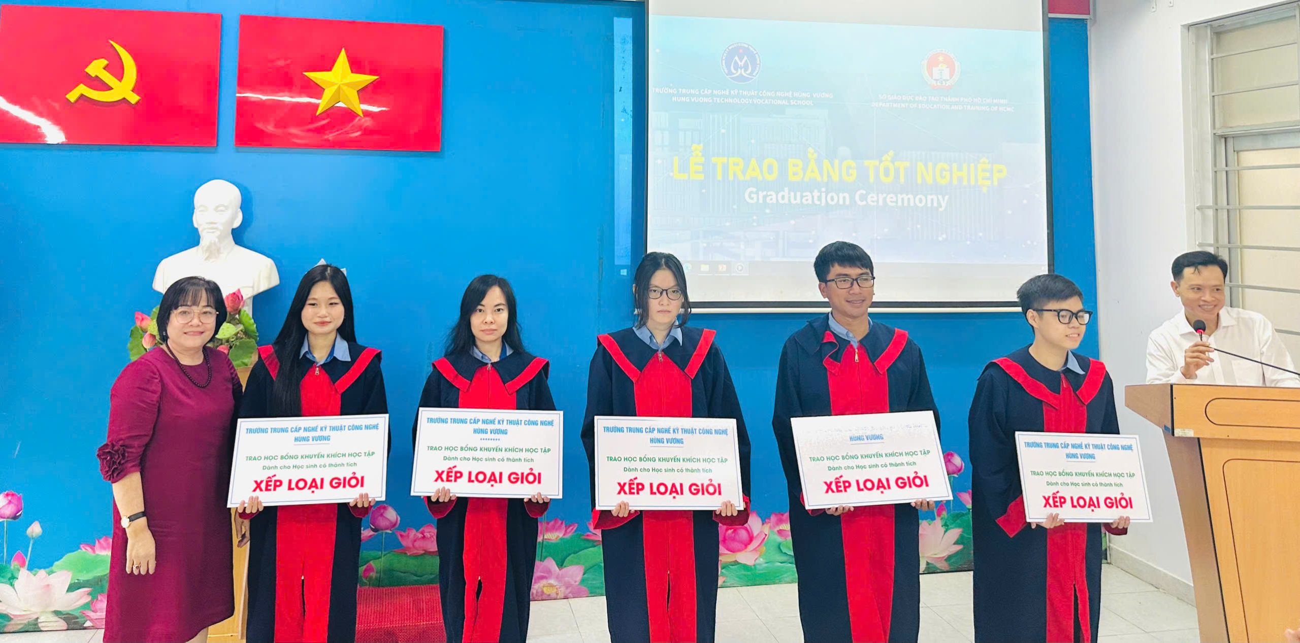 2448879511463233482 (1)