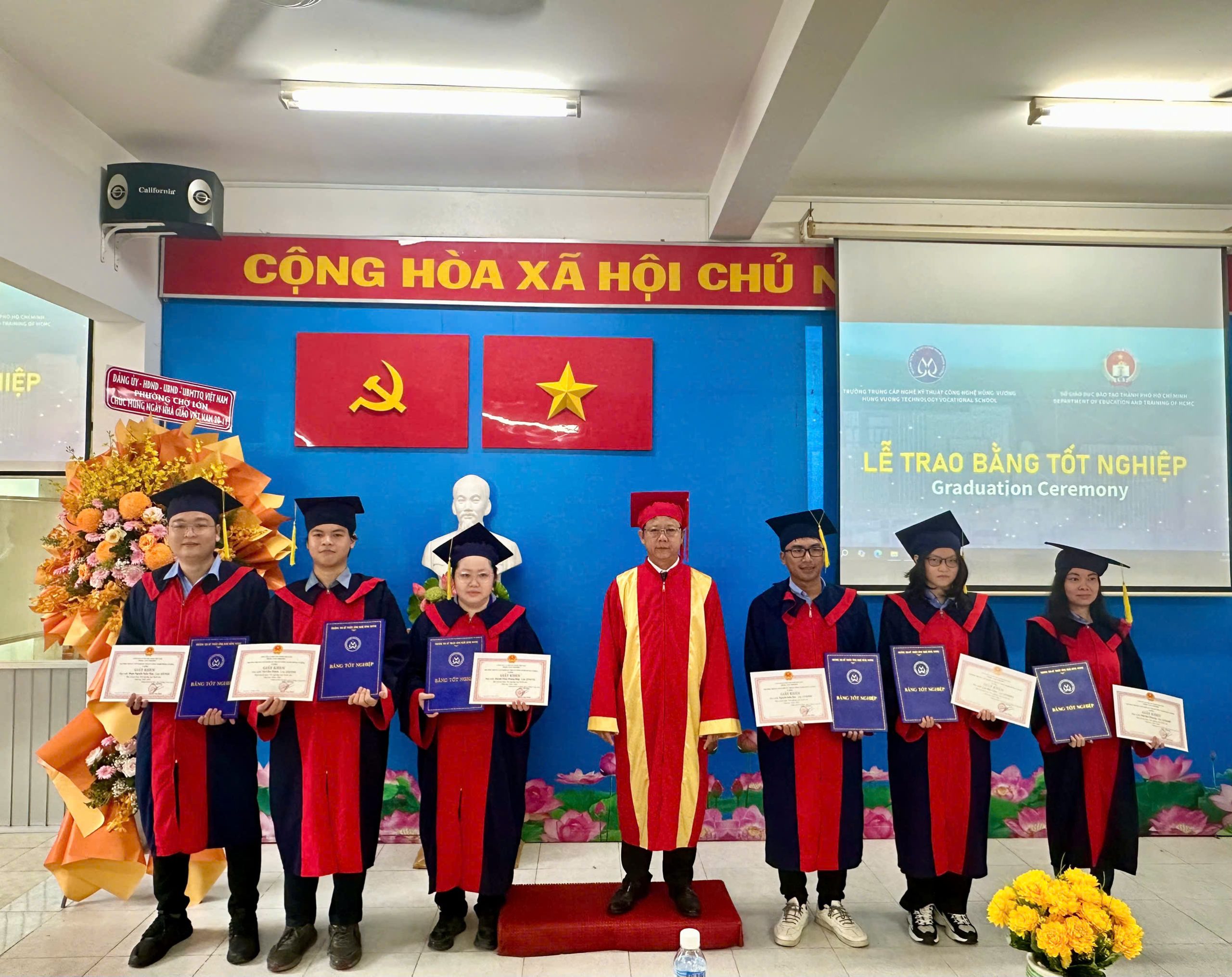 348704b2c65b4a05134a