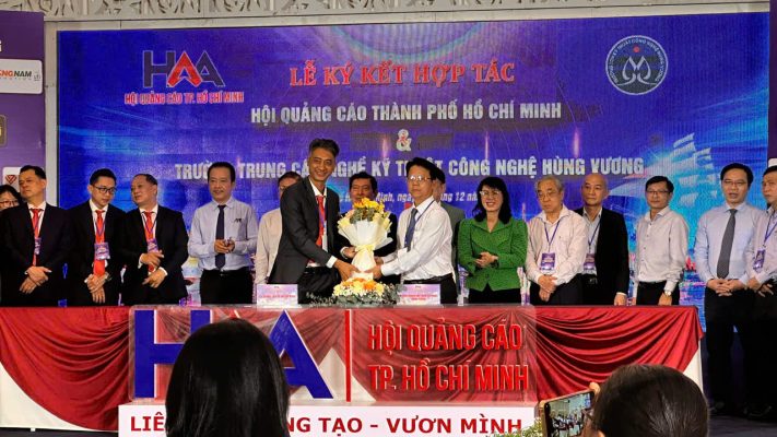 E9f80104d4615b3f02702